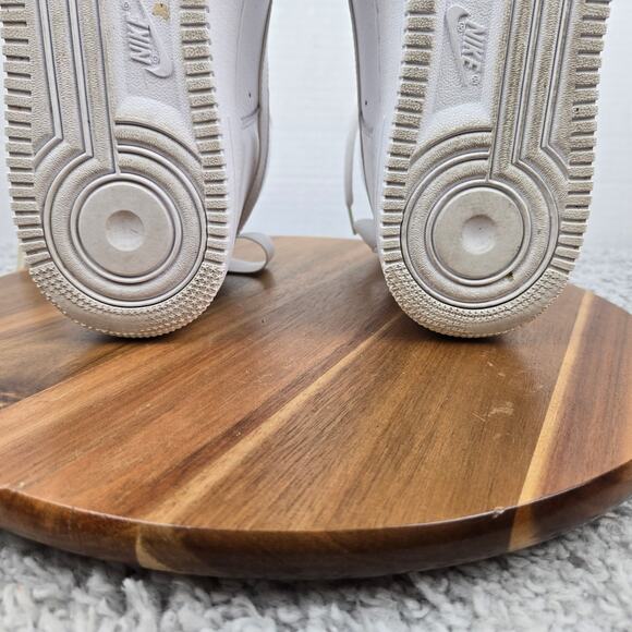 Nike Mens 12 Air Force 1 High Triple White Casual Athletic Sneaker 315121-115 - Picture 11 of 13